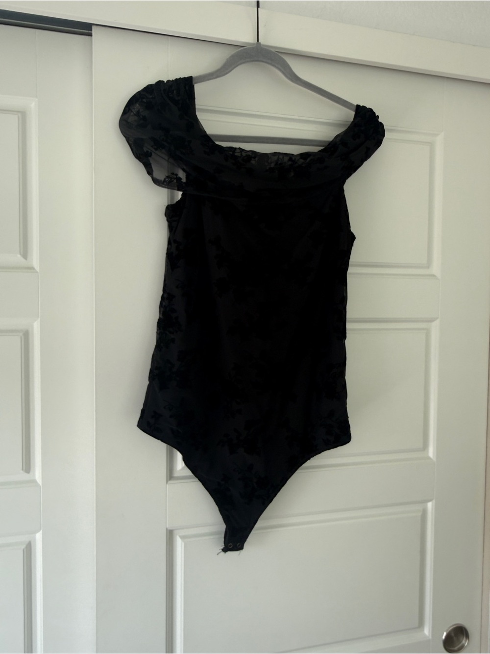 Black Off-Shoulder Velvet floral Bodysuit